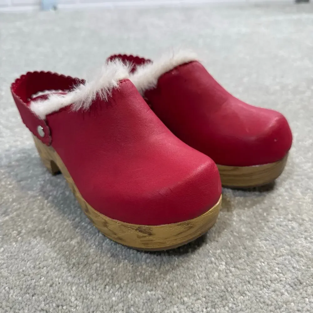 Gymboree Girls Sz‎ 13 Alpine Sweetie Clogs Red Wood Fur Trim Valentines Cottage